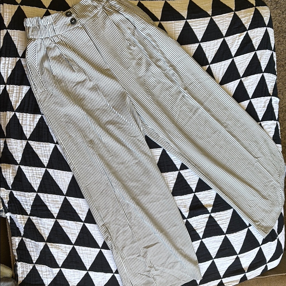 Striped wide leg trousers